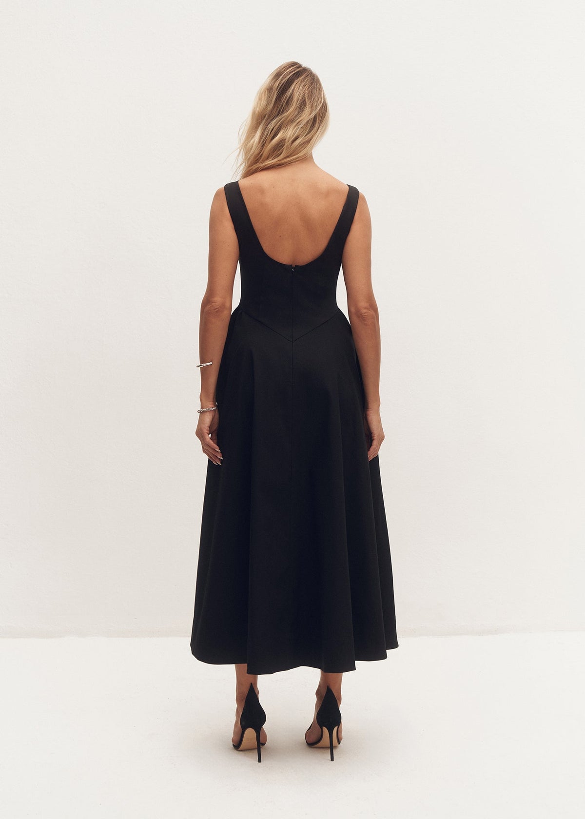 SUKIENKA VEZIA BLACK LECOLLET