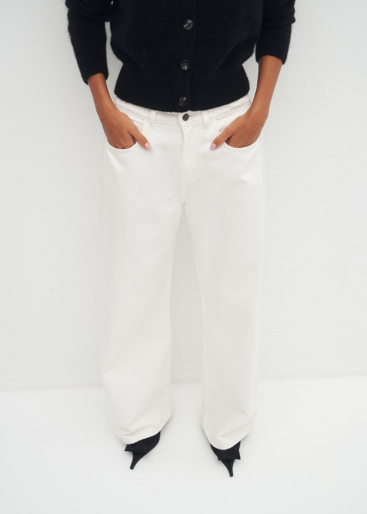 NEW MARBELLA OFF WHITE JEANS